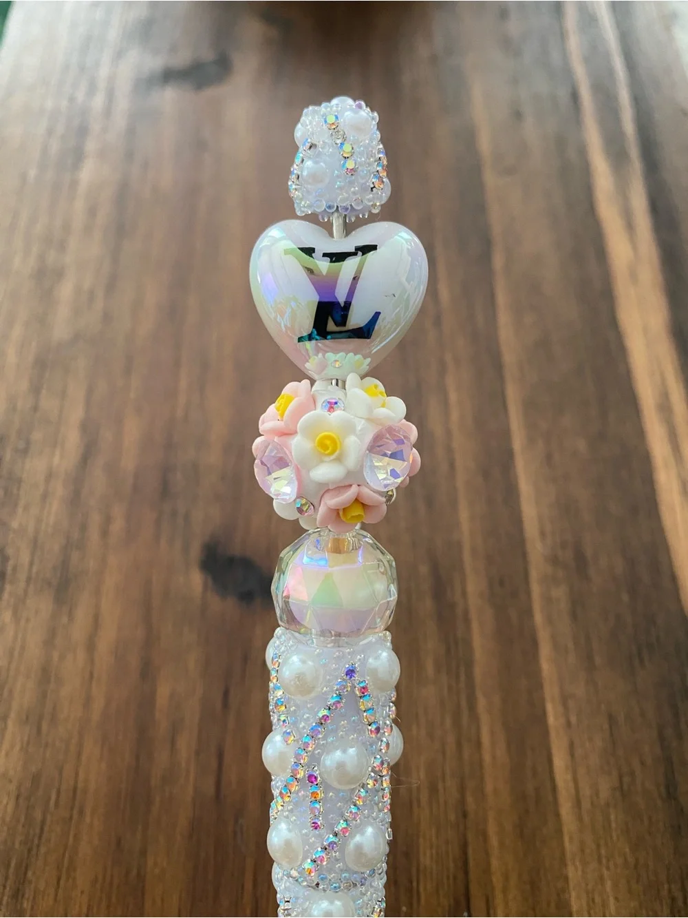 Iridescent White Pearl Beaded Pen